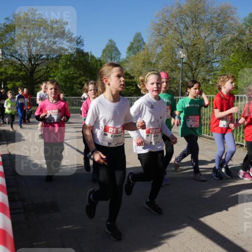 25.04.2025 - Das Zehntel Zöllner http://msf.ph/oto/7756777 26.04.2025 08:49:35 Laufen 444444, 2127, 2147 meine-sportfotos.de