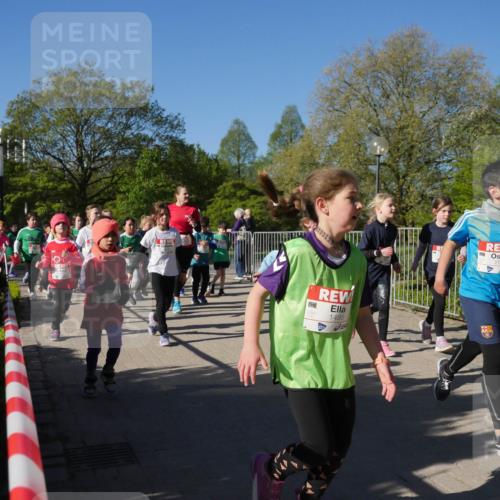 25.04.2025 - Das Zehntel Zöllner http://msf.ph/oto/7756950 26.04.2025 08:49:52 Laufen 1495, 2584 meine-sportfotos.de