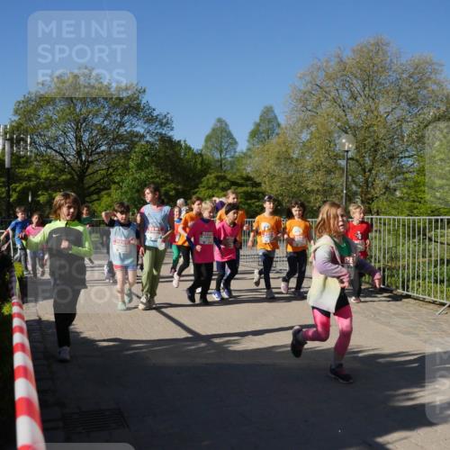 25.04.2025 - Das Zehntel Zöllner http://msf.ph/oto/7757193 26.04.2025 08:50:13 Laufen  meine-sportfotos.de