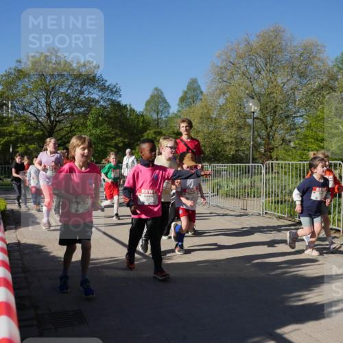 25.04.2025 - Das Zehntel Zöllner http://msf.ph/oto/7757523 26.04.2025 08:50:44 Laufen  meine-sportfotos.de