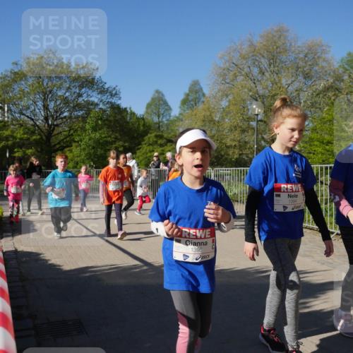 25.04.2025 - Das Zehntel Zöllner http://msf.ph/oto/7757598 26.04.2025 08:50:51 Laufen 1395, 1394, 1390 meine-sportfotos.de