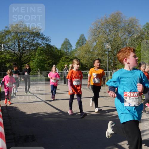 25.04.2025 - Das Zehntel Zöllner http://msf.ph/oto/7757616 26.04.2025 08:50:53 Laufen 2062 meine-sportfotos.de