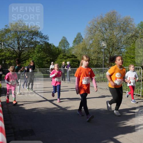 25.04.2025 - Das Zehntel Zöllner http://msf.ph/oto/7757620 26.04.2025 08:50:54 Laufen  meine-sportfotos.de