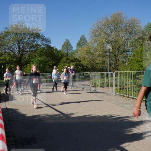 25.04.2025 - Das Zehntel Zöllner http://msf.ph/oto/7757652 26.04.2025 08:50:58 Laufen 2388 meine-sportfotos.de