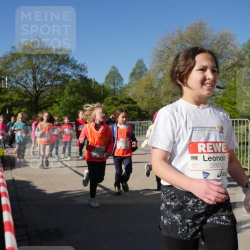 25.04.2025 - Das Zehntel Zöllner http://msf.ph/oto/7757725 26.04.2025 08:51:05 Laufen 2661, 2661 meine-sportfotos.de