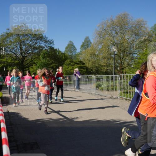 25.04.2025 - Das Zehntel Zöllner http://msf.ph/oto/7757736 26.04.2025 08:51:06 Laufen 27 meine-sportfotos.de