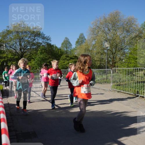 25.04.2025 - Das Zehntel Zöllner http://msf.ph/oto/7757751 26.04.2025 08:51:07 Laufen 2764 meine-sportfotos.de
