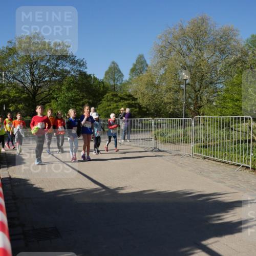 25.04.2025 - Das Zehntel Zöllner http://msf.ph/oto/7757964 26.04.2025 08:51:30 Laufen  meine-sportfotos.de