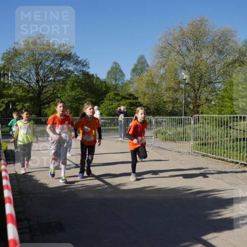 25.04.2025 - Das Zehntel Zöllner http://msf.ph/oto/7757993 26.04.2025 08:51:33 Laufen  meine-sportfotos.de