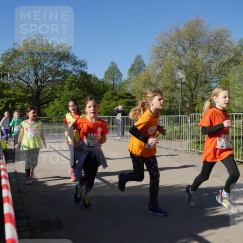 25.04.2025 - Das Zehntel Zöllner http://msf.ph/oto/7758000 26.04.2025 08:51:34 Laufen  meine-sportfotos.de