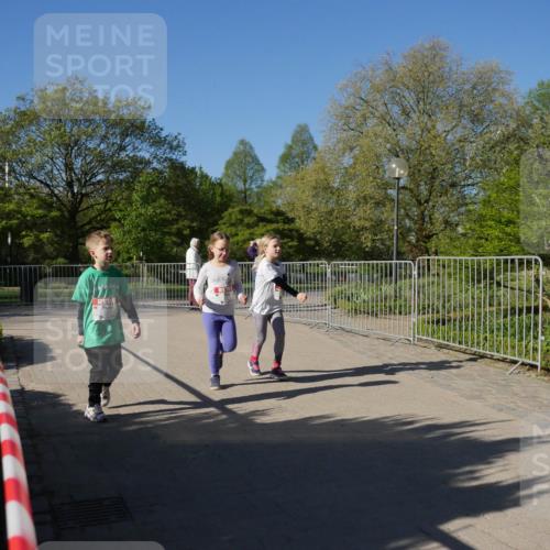25.04.2025 - Das Zehntel Zöllner http://msf.ph/oto/7758036 26.04.2025 08:51:38 Laufen  meine-sportfotos.de