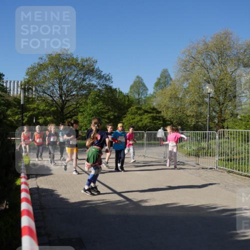 25.04.2025 - Das Zehntel Zöllner http://msf.ph/oto/7758262 26.04.2025 08:52:14 Laufen  meine-sportfotos.de