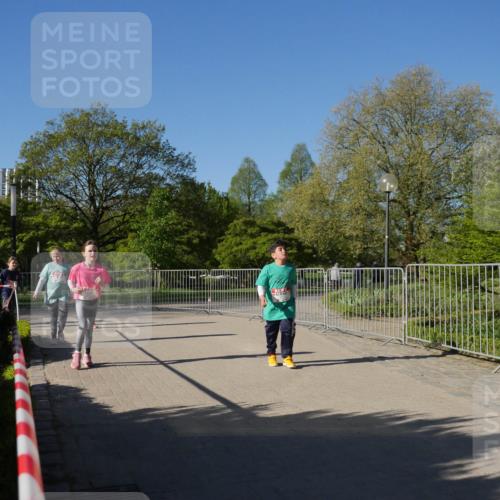 25.04.2025 - Das Zehntel Zöllner http://msf.ph/oto/7758356 26.04.2025 08:52:26 Laufen  meine-sportfotos.de