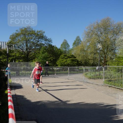 25.04.2025 - Das Zehntel Zöllner http://msf.ph/oto/7758405 26.04.2025 08:52:36 Laufen  meine-sportfotos.de