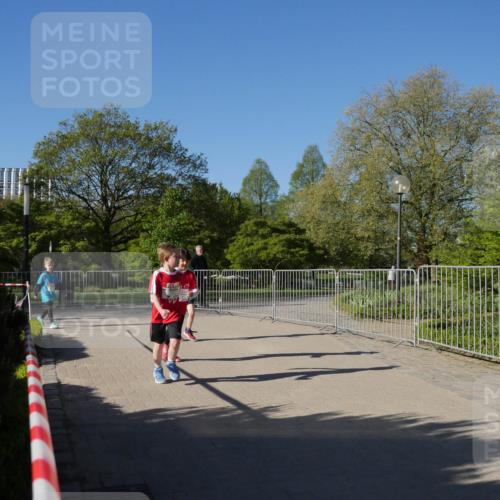 25.04.2025 - Das Zehntel Zöllner http://msf.ph/oto/7758408 26.04.2025 08:52:37 Laufen  meine-sportfotos.de