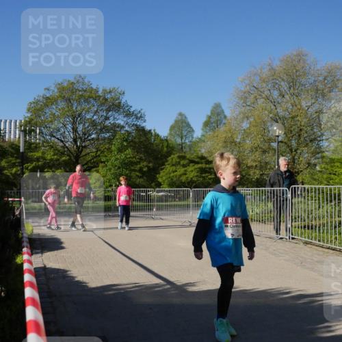 25.04.2025 - Das Zehntel Zöllner http://msf.ph/oto/7758445 26.04.2025 08:52:44 Laufen  meine-sportfotos.de