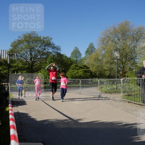 25.04.2025 - Das Zehntel Zöllner http://msf.ph/oto/7758453 26.04.2025 08:52:47 Laufen  meine-sportfotos.de