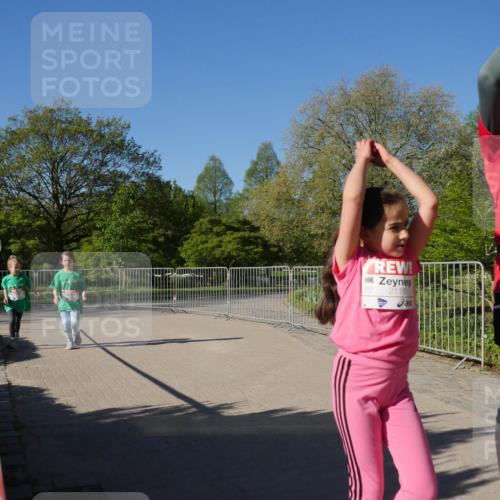25.04.2025 - Das Zehntel Zöllner http://msf.ph/oto/7758485 26.04.2025 08:52:53 Laufen 2116 meine-sportfotos.de
