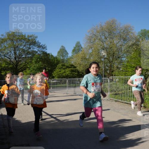 25.04.2025 - Das Zehntel Zöllner http://msf.ph/oto/7758560 26.04.2025 08:53:09 Laufen 2977 meine-sportfotos.de