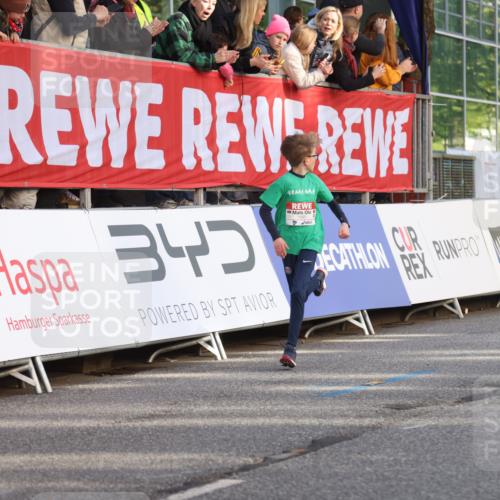 25.04.2025 - Das Zehntel Lena Gebhardt http://msf.ph/oto/7771633 26.04.2025 08:48:05 Ziel 1490, 2715, 3469, 3953 meine-sportfotos.de