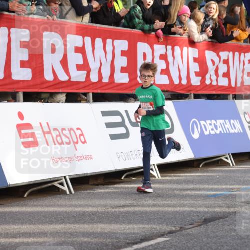 25.04.2025 - Das Zehntel Lena Gebhardt http://msf.ph/oto/7771647 26.04.2025 08:48:05 Ziel 1490, 2715, 3469, 3953 meine-sportfotos.de