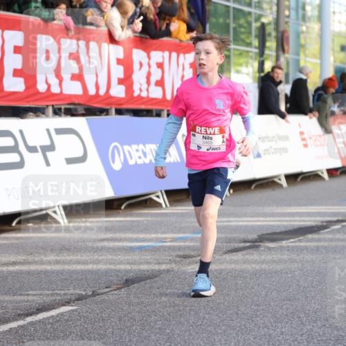 25.04.2025 - Das Zehntel Lena Gebhardt http://msf.ph/oto/7771870 26.04.2025 08:48:24 Ziel 1926, 2379, 2715, 2990, 3469, 3823 meine-sportfotos.de