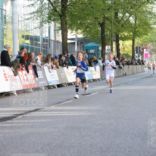 25.04.2025 - Das Zehntel Lena Gebhardt http://msf.ph/oto/7771902 26.04.2025 08:48:29 Ziel 1926, 2379, 2715, 2961, 2990, 3469, 3823 meine-sportfotos.de