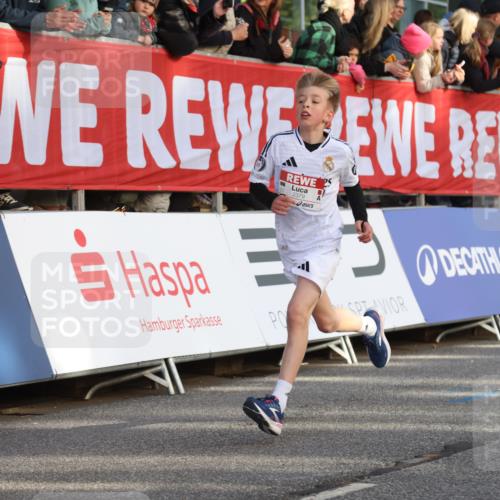 25.04.2025 - Das Zehntel Lena Gebhardt http://msf.ph/oto/7772027 26.04.2025 08:48:32 Ziel 1926, 2379, 2715, 2961, 2990, 3469, 3823 meine-sportfotos.de