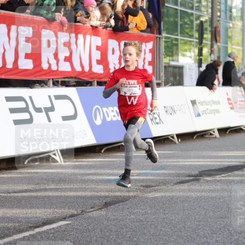 25.04.2025 - Das Zehntel Lena Gebhardt http://msf.ph/oto/7772221 26.04.2025 08:48:44 Ziel 1754, 1926, 1929, 2379, 2961, 2990, 3506, 3792, 3823 meine-sportfotos.de