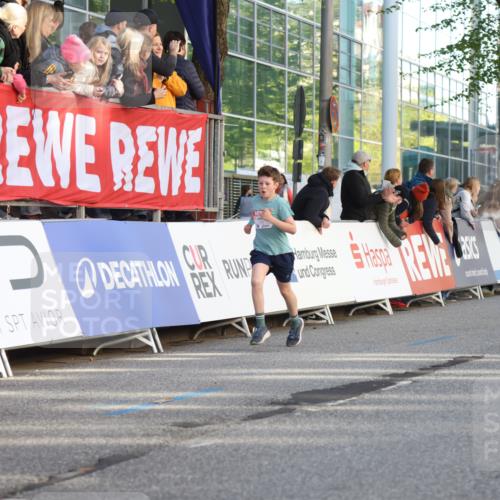 25.04.2025 - Das Zehntel Lena Gebhardt http://msf.ph/oto/7772350 26.04.2025 08:48:46 Ziel 1754, 1926, 1929, 2379, 2961, 2990, 3506, 3792, 3823 meine-sportfotos.de