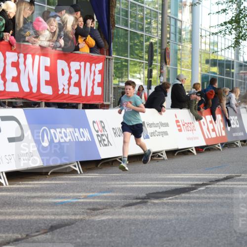 25.04.2025 - Das Zehntel Lena Gebhardt http://msf.ph/oto/7772361 26.04.2025 08:48:46 Ziel 1754, 1926, 1929, 2379, 2961, 2990, 3506, 3792, 3823 meine-sportfotos.de