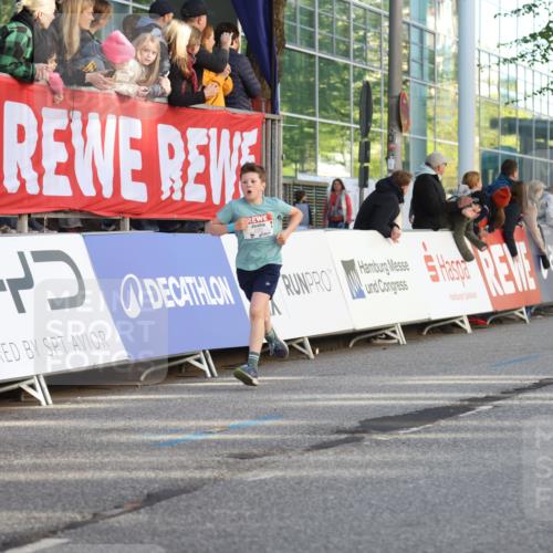 25.04.2025 - Das Zehntel Lena Gebhardt http://msf.ph/oto/7772371 26.04.2025 08:48:47 Ziel 1754, 1926, 1929, 2961, 2990, 3506, 3792, 3823 meine-sportfotos.de