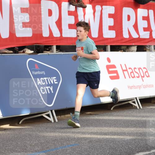 25.04.2025 - Das Zehntel Lena Gebhardt http://msf.ph/oto/7772465 26.04.2025 08:48:48 Ziel 1754, 1926, 1929, 2961, 2990, 3506, 3792, 3823 meine-sportfotos.de