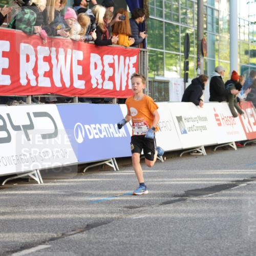 25.04.2025 - Das Zehntel Lena Gebhardt http://msf.ph/oto/7772705 26.04.2025 08:48:57 Ziel 1452, 1754, 1926, 1929, 2961, 2990, 3506, 3606, 3785, 3792 meine-sportfotos.de