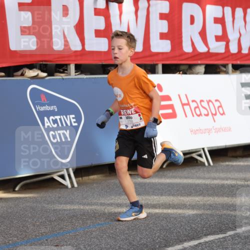 25.04.2025 - Das Zehntel Lena Gebhardt http://msf.ph/oto/7772845 26.04.2025 08:48:58 Ziel 1452, 1754, 1926, 1929, 2961, 2990, 3506, 3606, 3785, 3792 meine-sportfotos.de