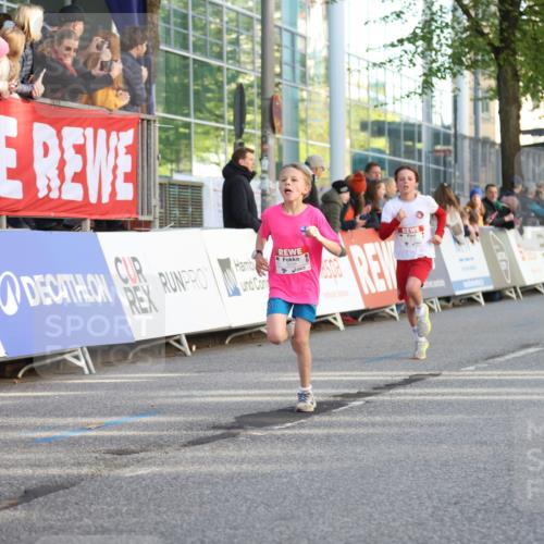 25.04.2025 - Das Zehntel Lena Gebhardt http://msf.ph/oto/7773177 26.04.2025 08:49:06 Ziel 1452, 1754, 1929, 2696, 3488, 3506, 3606, 3613, 3785, 3792 meine-sportfotos.de