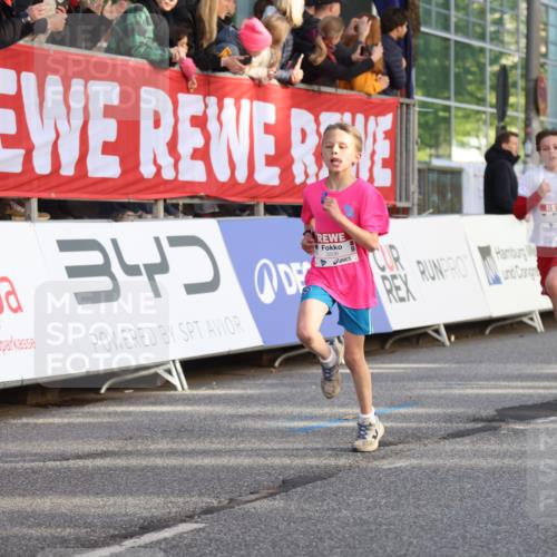 25.04.2025 - Das Zehntel Lena Gebhardt http://msf.ph/oto/7773320 26.04.2025 08:49:07 Ziel 1452, 1754, 1929, 2018, 2696, 3488, 3506, 3606, 3613, 3785, 3792 meine-sportfotos.de