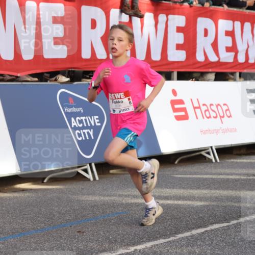 25.04.2025 - Das Zehntel Lena Gebhardt http://msf.ph/oto/7773470 26.04.2025 08:49:08 Ziel 1452, 1754, 1929, 2018, 2513, 2696, 3488, 3506, 3606, 3613, 3785, 3792 meine-sportfotos.de