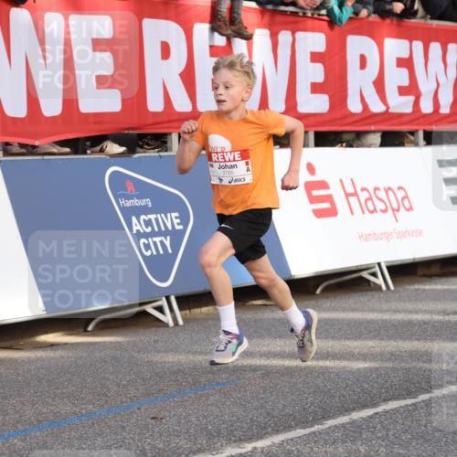 25.04.2025 - Das Zehntel Lena Gebhardt http://msf.ph/oto/7773851 26.04.2025 08:49:22 Ziel 1452, 1537, 1945, 2018, 2021, 2377, 2513, 2696, 3488, 3606, 3613, 3785 meine-sportfotos.de