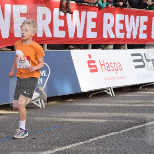 25.04.2025 - Das Zehntel Lena Gebhardt http://msf.ph/oto/7773862 26.04.2025 08:49:22 Ziel 1452, 1537, 1945, 2018, 2021, 2377, 2513, 2696, 3488, 3606, 3613, 3785 meine-sportfotos.de