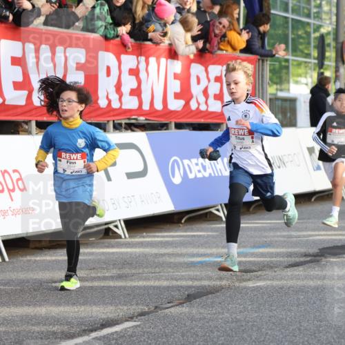 25.04.2025 - Das Zehntel Lena Gebhardt http://msf.ph/oto/7774335 26.04.2025 08:49:33 Ziel 1116, 1537, 1945, 2018, 2021, 2377, 2383, 2513, 2696, 2995, 3488, 3540, 3613 meine-sportfotos.de