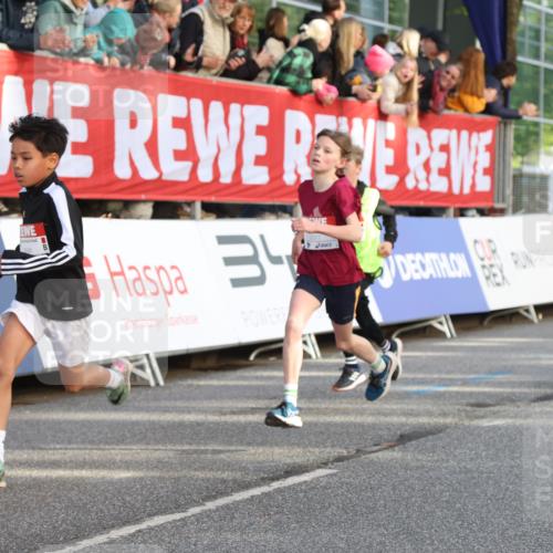 25.04.2025 - Das Zehntel Lena Gebhardt http://msf.ph/oto/7774522 26.04.2025 08:49:35 Ziel 1107, 1116, 1537, 1945, 2018, 2021, 2377, 2383, 2513, 2696, 2995, 3488, 3539, 3540, 3613 meine-sportfotos.de