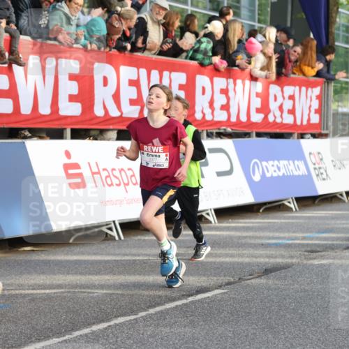 25.04.2025 - Das Zehntel Lena Gebhardt http://msf.ph/oto/7774545 26.04.2025 08:49:35 Ziel 1107, 1116, 1537, 1945, 2018, 2021, 2377, 2383, 2513, 2696, 2995, 3488, 3539, 3540, 3613 meine-sportfotos.de