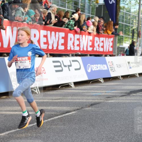25.04.2025 - Das Zehntel Lena Gebhardt http://msf.ph/oto/7774639 26.04.2025 08:49:36 Ziel 1107, 1116, 1537, 1945, 2018, 2021, 2377, 2383, 2513, 2696, 2995, 3488, 3539, 3540, 3613 meine-sportfotos.de