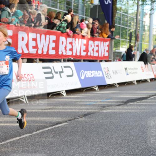 25.04.2025 - Das Zehntel Lena Gebhardt http://msf.ph/oto/7774653 26.04.2025 08:49:36 Ziel 1107, 1116, 1537, 1945, 2018, 2021, 2377, 2383, 2513, 2696, 2995, 3488, 3539, 3540, 3613 meine-sportfotos.de