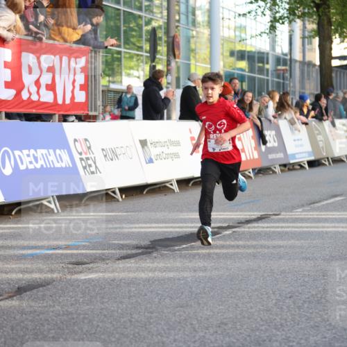 25.04.2025 - Das Zehntel Lena Gebhardt http://msf.ph/oto/7774725 26.04.2025 08:49:38 Ziel 1107, 1116, 1537, 1945, 2018, 2021, 2377, 2383, 2513, 2696, 2995, 3488, 3539, 3540 meine-sportfotos.de