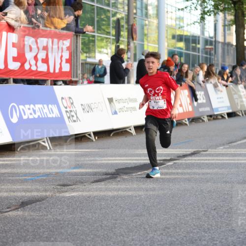 25.04.2025 - Das Zehntel Lena Gebhardt http://msf.ph/oto/7774734 26.04.2025 08:49:38 Ziel 1107, 1116, 1537, 1945, 2018, 2021, 2377, 2383, 2513, 2696, 2995, 3488, 3539, 3540 meine-sportfotos.de