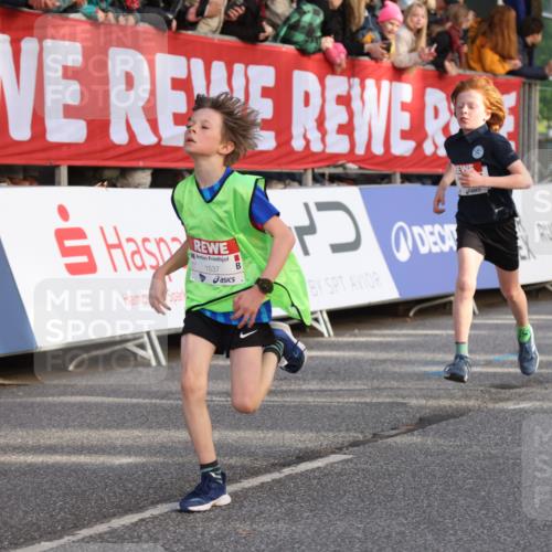 25.04.2025 - Das Zehntel Lena Gebhardt http://msf.ph/oto/7775045 26.04.2025 08:49:44 Ziel 1107, 1116, 1131, 1537, 1945, 2021, 2377, 2383, 2995, 3539, 3540 meine-sportfotos.de