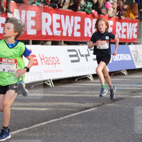 25.04.2025 - Das Zehntel Lena Gebhardt http://msf.ph/oto/7775117 26.04.2025 08:49:44 Ziel 1107, 1116, 1131, 1537, 1945, 2021, 2377, 2383, 2995, 3539, 3540 meine-sportfotos.de