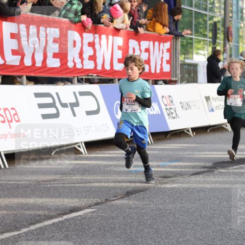 25.04.2025 - Das Zehntel Lena Gebhardt http://msf.ph/oto/7775349 26.04.2025 08:49:51 Ziel 1107, 1116, 1131, 1537, 1750, 2014, 2383, 2995, 3539, 3540 meine-sportfotos.de